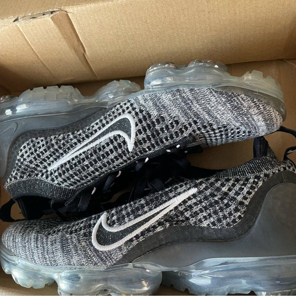 NIKE Air Vapormax Flyknit 'Oreo'